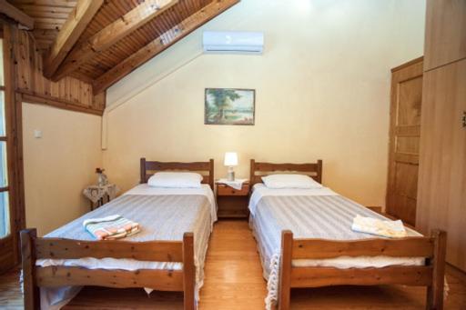 Fernanda'S Traditional 2 Floor House Villa Poros  Exterior foto